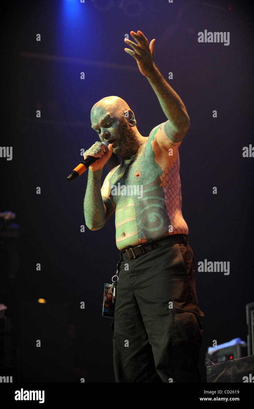 22. November 2008 - Myrtle Beach, South Carolina; USA-Freak Show Performer THE LIZARDMAN Whoes richtiger Name ist Erik Sprague tritt als seine aktuelle Tournee 2008 macht ein Stopp im House of Blues in Myrtle Beach gelegen. Copyright 2008 Jason Moore. Obligatorische Credit: Jason Moore Stockfoto