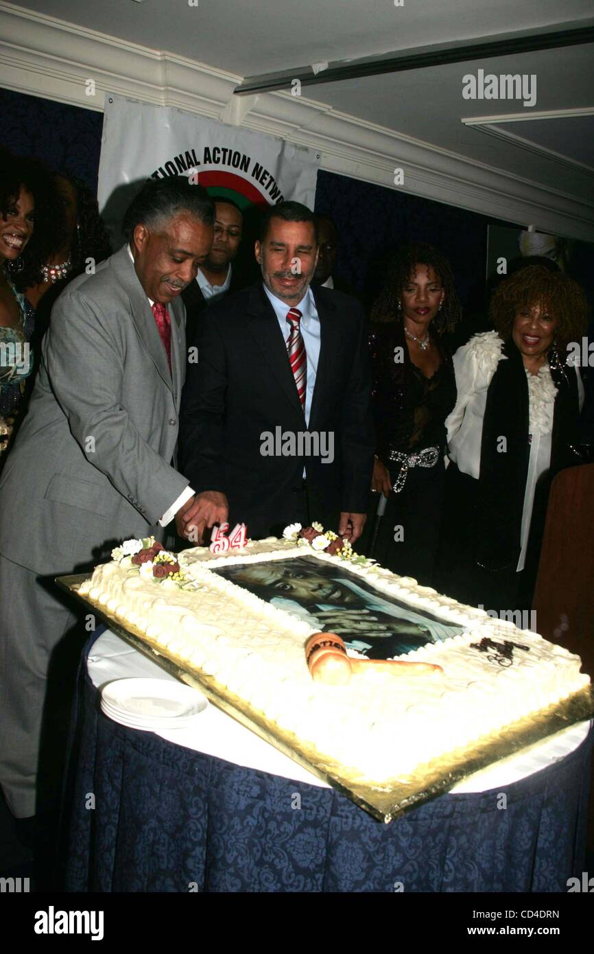 3. Oktober 2008 - New York, New York, US - AL SHARPTON feiert seinen 54. Geburtstag mit Familie und Ehrengäste bei der SHERATON New York HOTEL.10-03-2008.     PHOTOSINC. Ã'Â © 2008.AL SHARPTON, NEW YORKER GOUVERNEUR DAVID PATERSON, MELBA MOORE UND ROBERTA FLACK. K59973RM (Bild Kredit: Â © Rick Mackler/Globe Fotos / Stockfoto