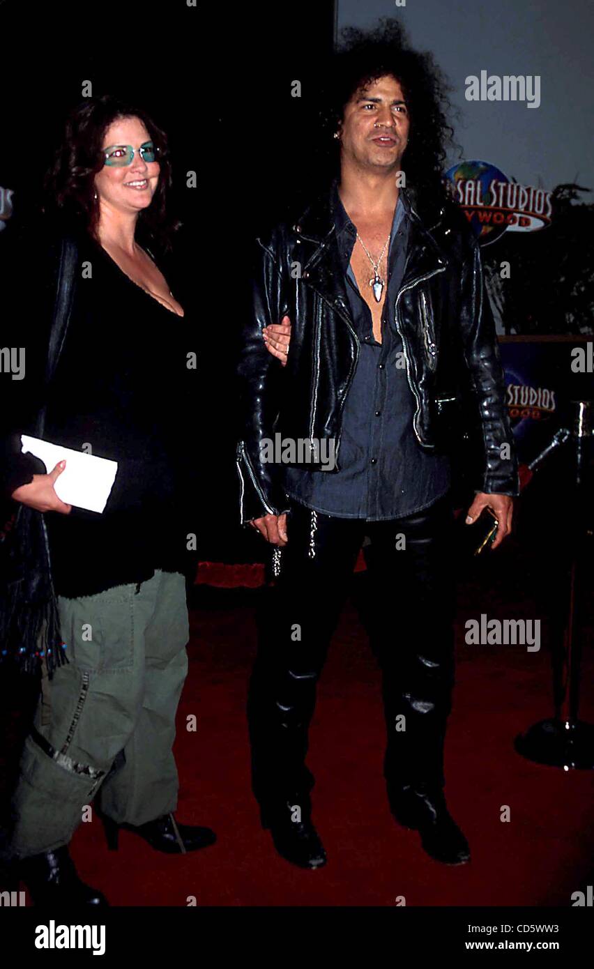 14. Mai 2003 - Hollywood, Kalifornien, US - I7653PR. BRUCE ALLMÄCHTIG PREMIERE IM UNIVERSAL AMPHITHEATER, CA.05/14/2003.   / / 2003.SLASH (Kredit-Bild: © Phil Roach/Globe Photos/ZUMAPRESS.com) Stockfoto