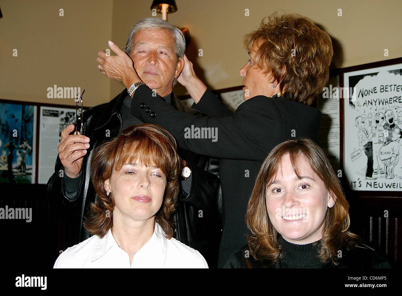 Judge Jerry Sheindlin And Judge Judy Sheindlin Stockfotos Und Bilder Kaufen Alamy
