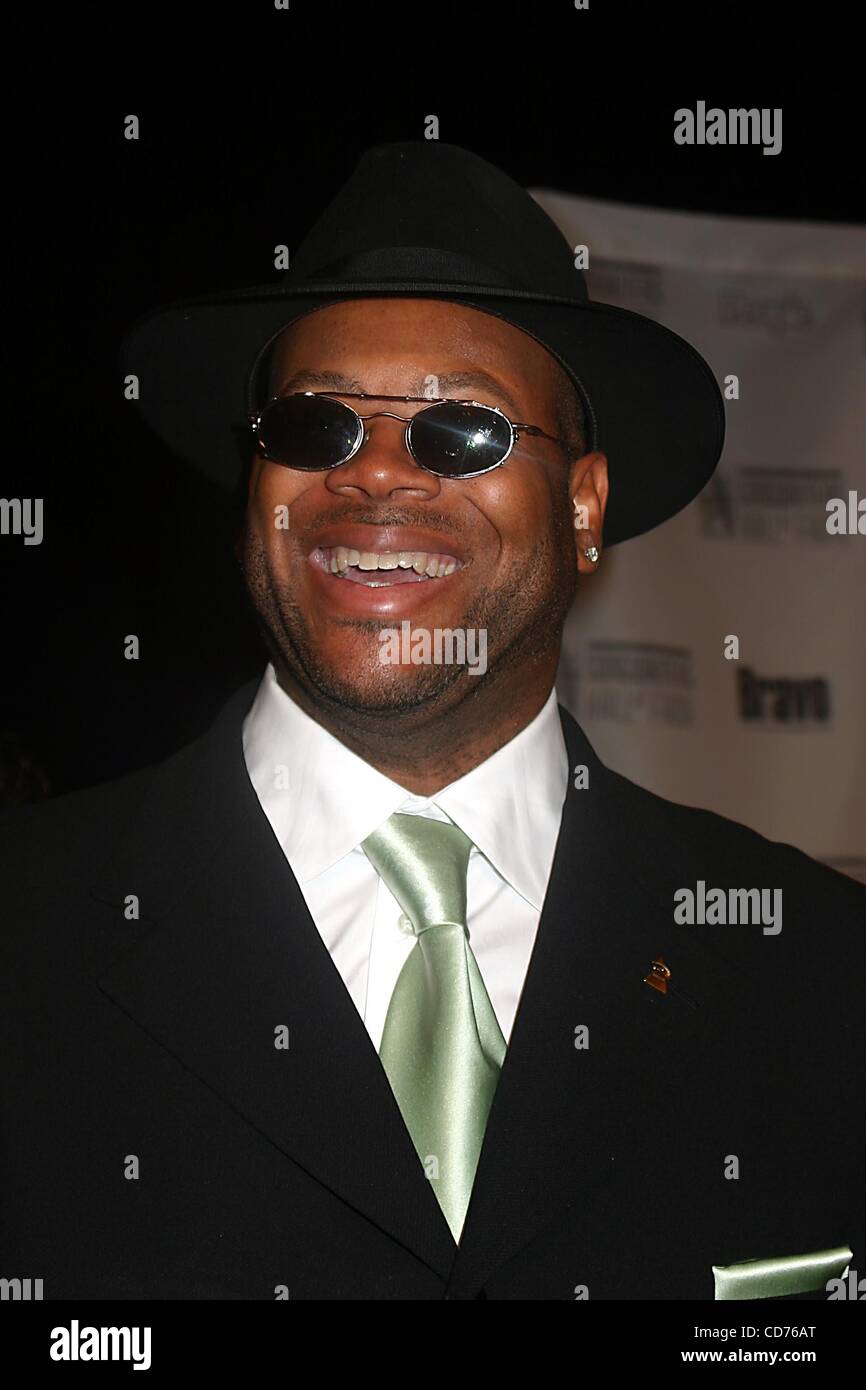 10. Juni 2004 - New York, New York, US - K37805ML. 35. JÄHRLICHE SONGWRITERS HALL OF FAME AWARDS INDUKTION... MARRIOTT MARQUIS, New York City. .06/10/2004.  / 2004.JIMMY JAM (Kredit-Bild: © Mitchell Levy/Globe Photos/ZUMAPRESS.com) Stockfoto