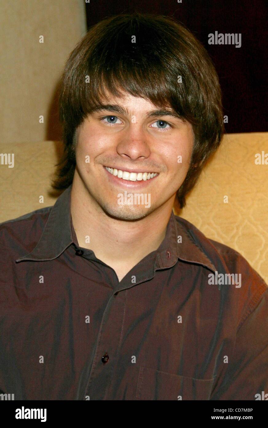 15. Oktober 2004 - New York, New York, USA - *** EXCLUSIVE ***. K36263JBU. JASON RITTER STAR der CBS Serie '' JOAN OF ARCADIA'' im HOTEL IN NEW YORK neue York.10/15/2004.  / 2004. (Kredit-Bild: © Judie Burstein/Globe Photos/ZUMAPRESS.com) Stockfoto