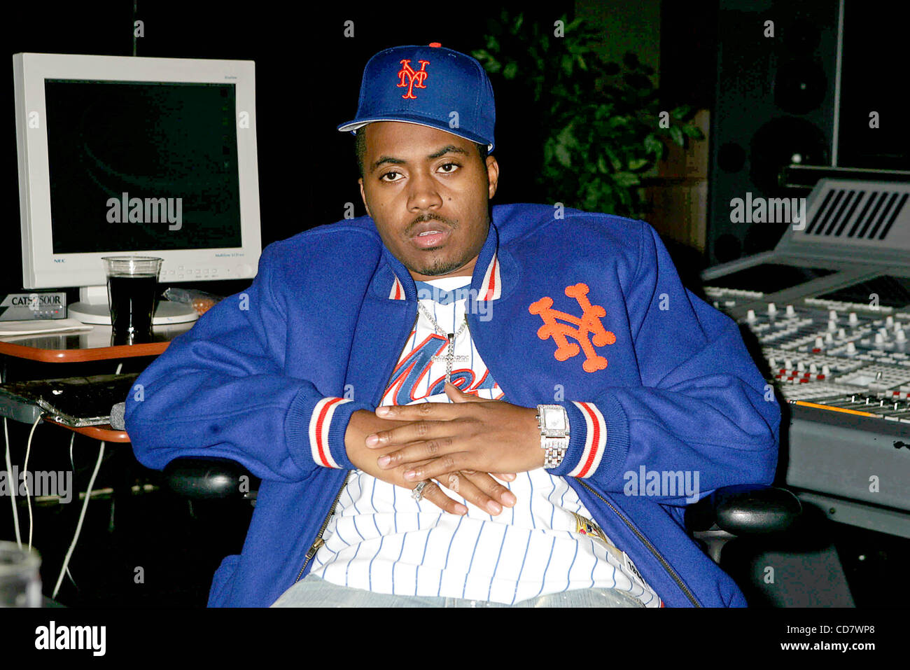 24. November 2004 - New York, New York, US - K40550RM. HOT 97 VIP LOUNGE MIT. NAS. SONY KLANGBÜHNE, New York City. .11 / 23 / 2004.  / 2004. (Kredit-Bild: © Rick Mackler/Globe Photos/ZUMAPRESS.com) Stockfoto