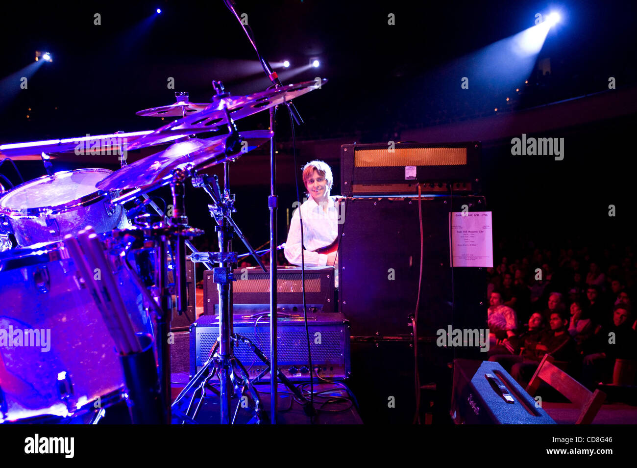 3. November 2008 - San Francisco, Kalifornien, USA - ERIC JOHNSON live 2008 Experience Hendrix Tribute Tour im Nob Hill Masonic Center in San Francisco. Die 2008 folgt Experience Hendrix Tour auf den Fersen des erfolgreichen Mini-Touren 2004 und 2007; diesmal mit einem erweiterten bundesweit Stockfoto