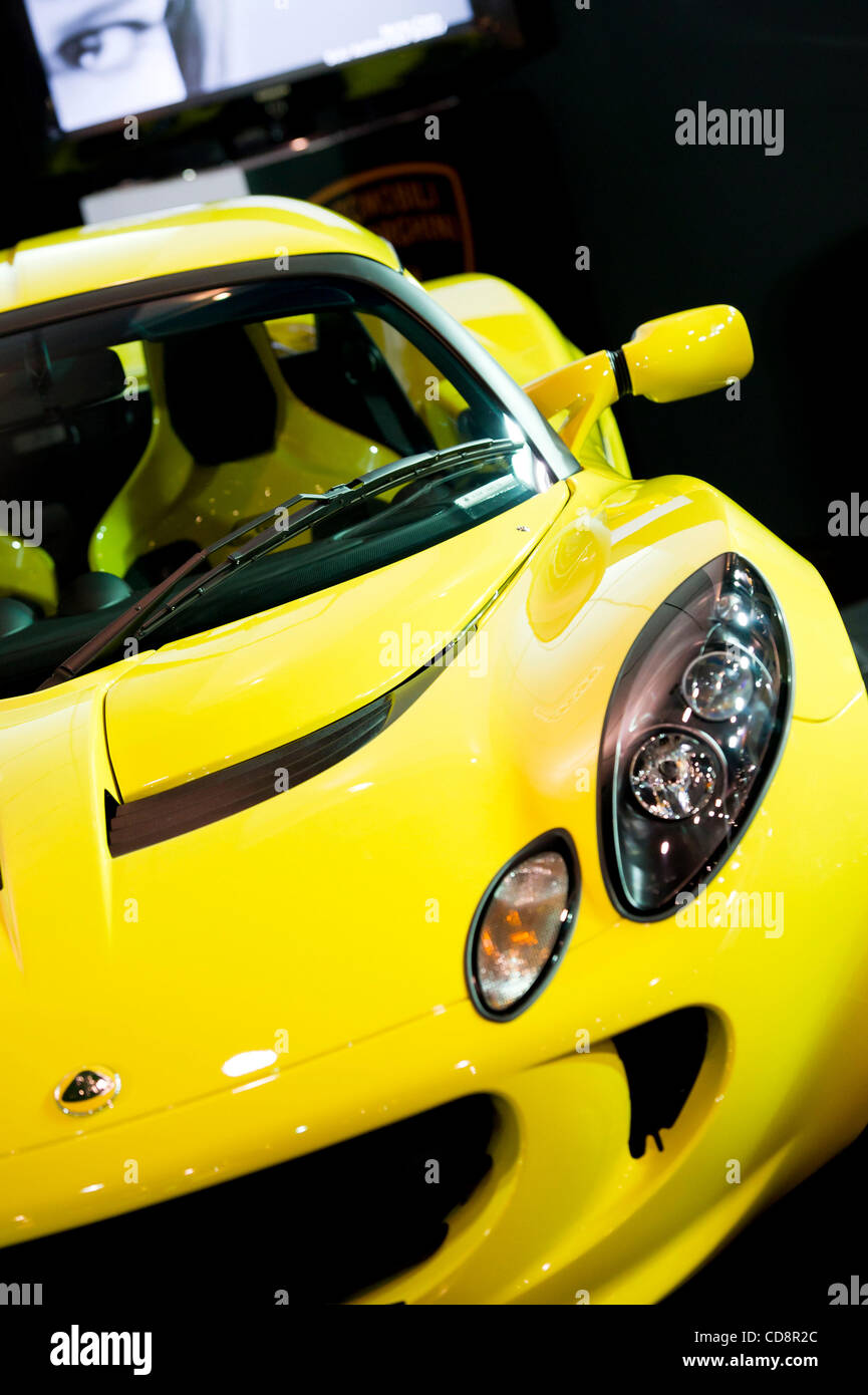 Lotus Elise Club Racer ist Super Auto & Auto Zubehör Fair angezeigt. Die Veranstaltung ist offen für die Öffentlichkeit vom 29 Mai bis 06 Juni und ist eine Plattform für Automobile, Ersatzteile und Zubehör-Industrie. Stockfoto