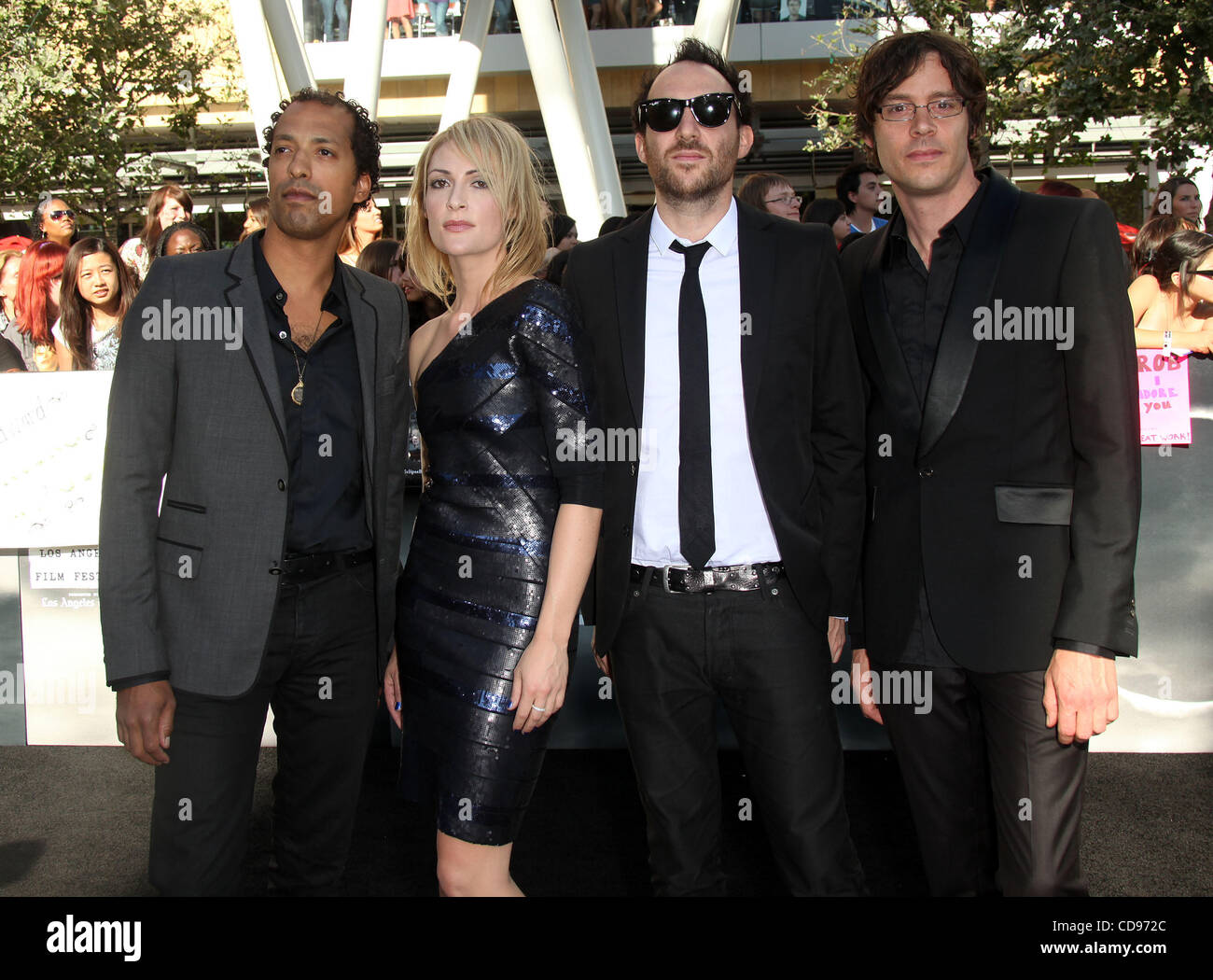 24. Juni 2010 statt - Los Angeles, Kalifornien, USA - Metrik, die Ankunft in der "Twilight Saga Eclipse" Los Angeles Premiere im Nokia Theater, LA Live.  (Kredit-Bild: © Lisa O'Connor/ZUMApress.com) Stockfoto