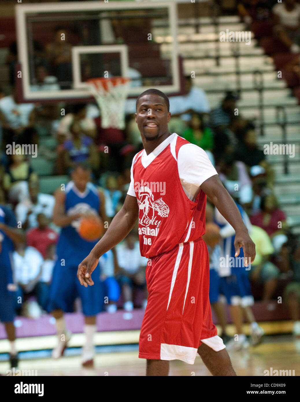 25. Juli 2010 Philadelphia PA-USA-Schauspieler und Komiker KEVIN HART am Party 4 Frieden Celebrity Basketball Spiel der St.-Josephs Universität in Philadelphia im Rahmen der 7. jährlichen Charlie Mack Party 4 Frieden Promi-Wochenende stattfand. (Kredit-Bild: (c) Ricky Fitchett/ZUMA Press) Fotograf: R Stockfoto