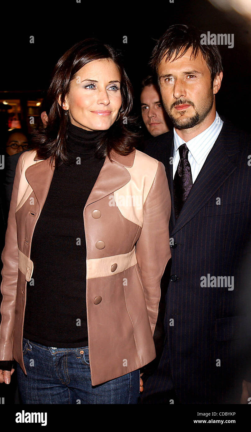 Courteney Cox Arquette Und Ehemann David Arquette Angekommen Wir Frauen Entertainment Party For Mix It Up Mix Restaurant In New York City Am 28 Oktober 2003 2003 K33762ar Credit Image C