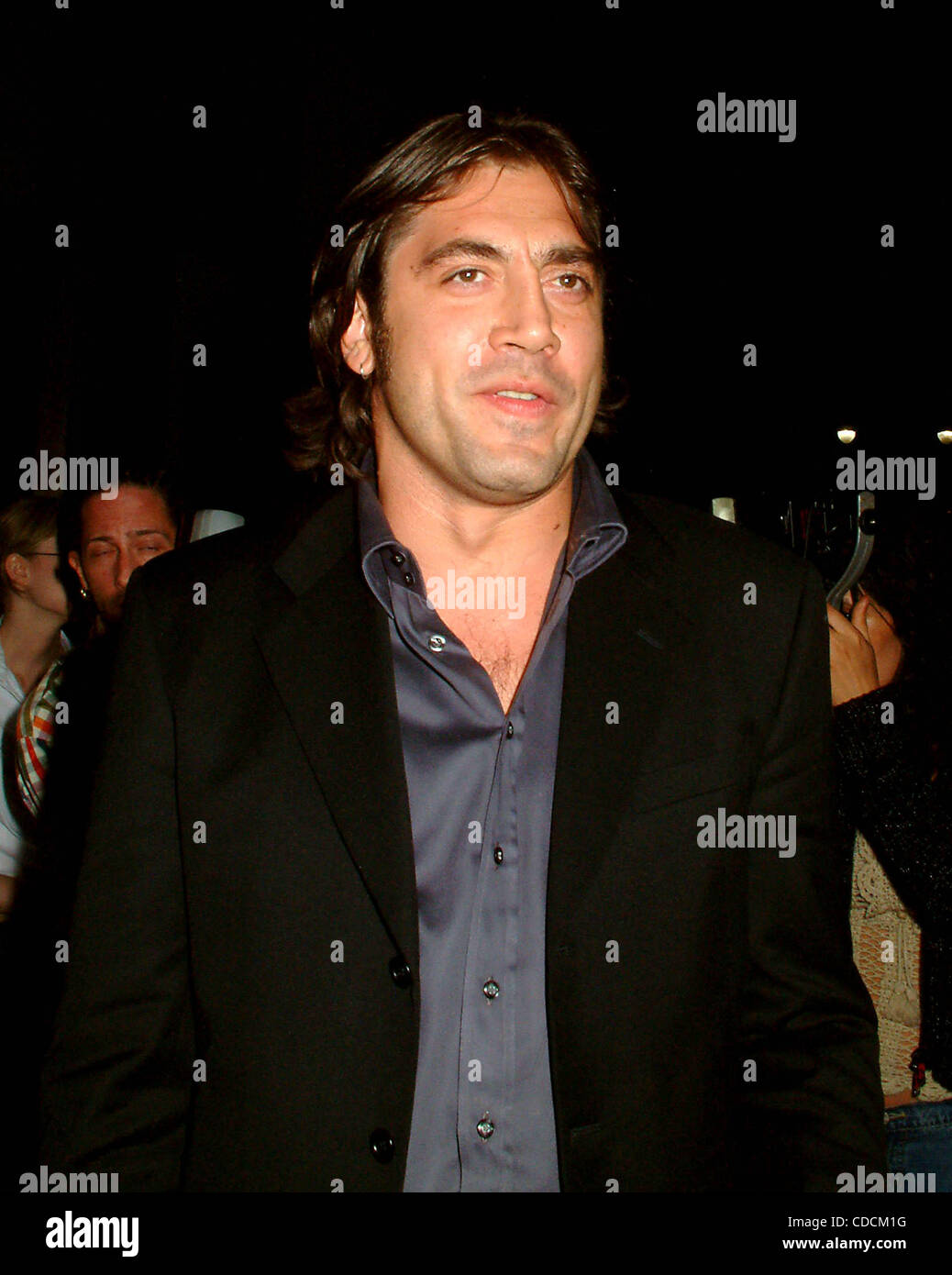 JAVIER BARDEM. K30293ML. PREMIERE VON "DIE TÄNZERIN IM OBERGESCHOSS ''. HOSTED BY FOX SEARCHLIGHT PICTURES und GAY und NAN TALESE im BRYANT PARK HOTEL SCREENING ROOM und neue York.4/29/2003 CELLEAR BAR IN NEW YORK.  / 2003 (Kredit-Bild: © Mitchell Levy/Globe Photos/ZUMAPRESS.com) Stockfoto