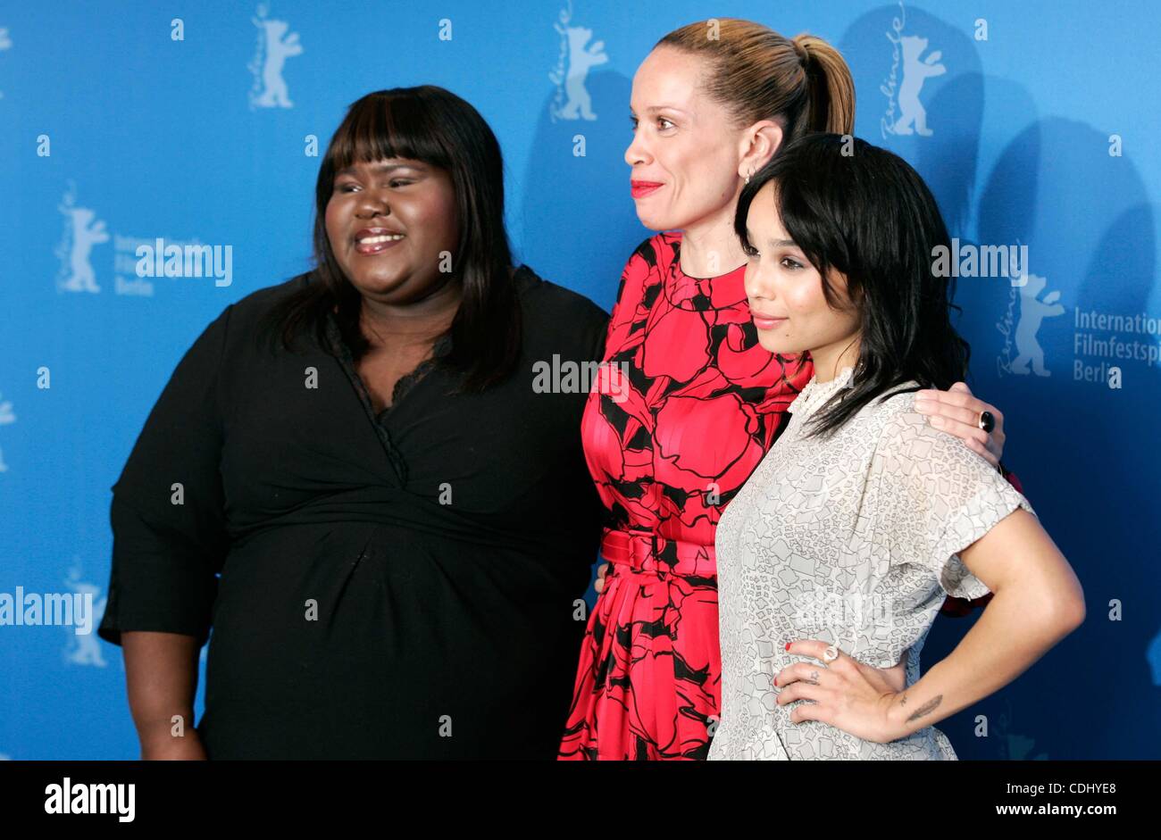 12. Februar 2011 - Hollywood, Kalifornien, USA - GABOUREY SIDIBE, VICTORIA MAHONEY, ZOE KRAVITZ. Schreien, The Sky photocall.61st Berlin International Film Festival.Berlin, Germany.February 12, 2011.Ãƒâ€šÃ'Â© - Fotos, Inc. 2011.K67591RHARV (Credit Bild: Â © Roger Harvey/Globe Photos/ZUMAPRESS.com) Stockfoto