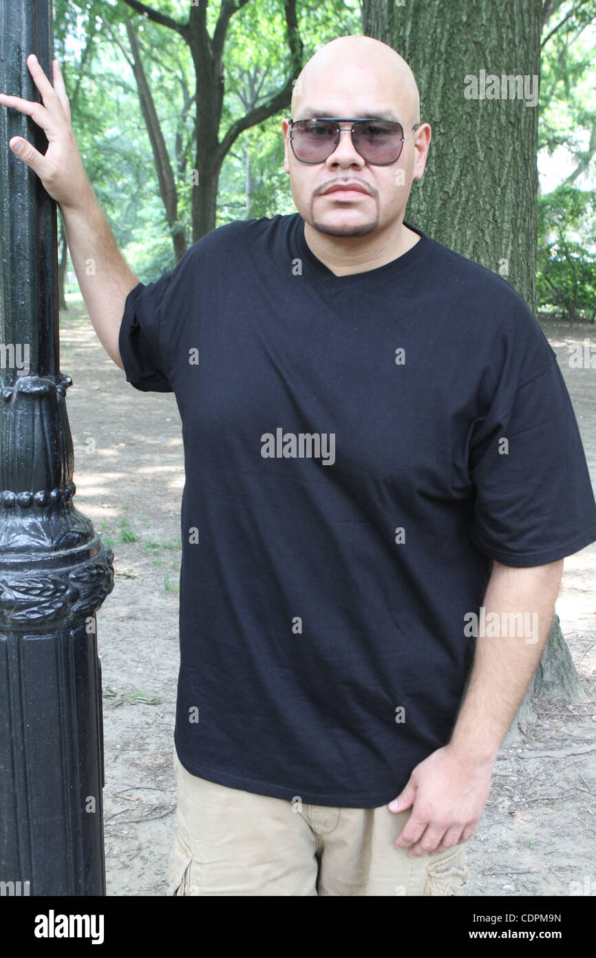 Rapper Fat Joe wird im Central Park, Manhattan 9. Juni 2011 fotografiert. Bildnachweis: Mariela Lombard/ZUMA Press. Stockfoto