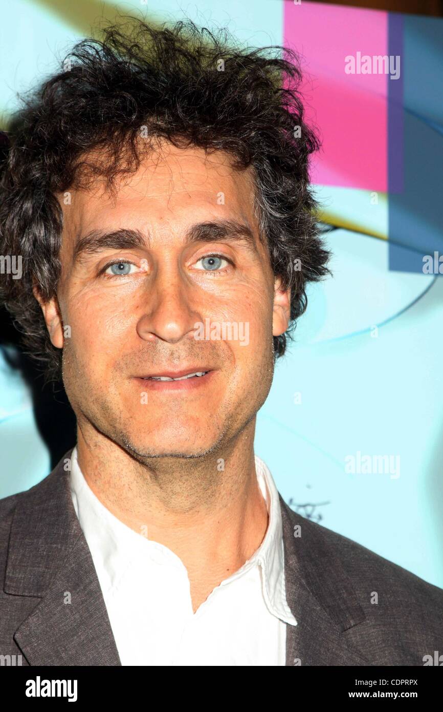 10. Mai 2011 - New York, New York, USA - Doug Liman.School der visuellen Künste 2011 staubigen Film & Animation Awards.SVA Theater, New York, NY 10.05.2011. 2011. (Kredit-Bild: © Mitchell Levy/Globe Photos/ZUMAPRESS.com) Stockfoto