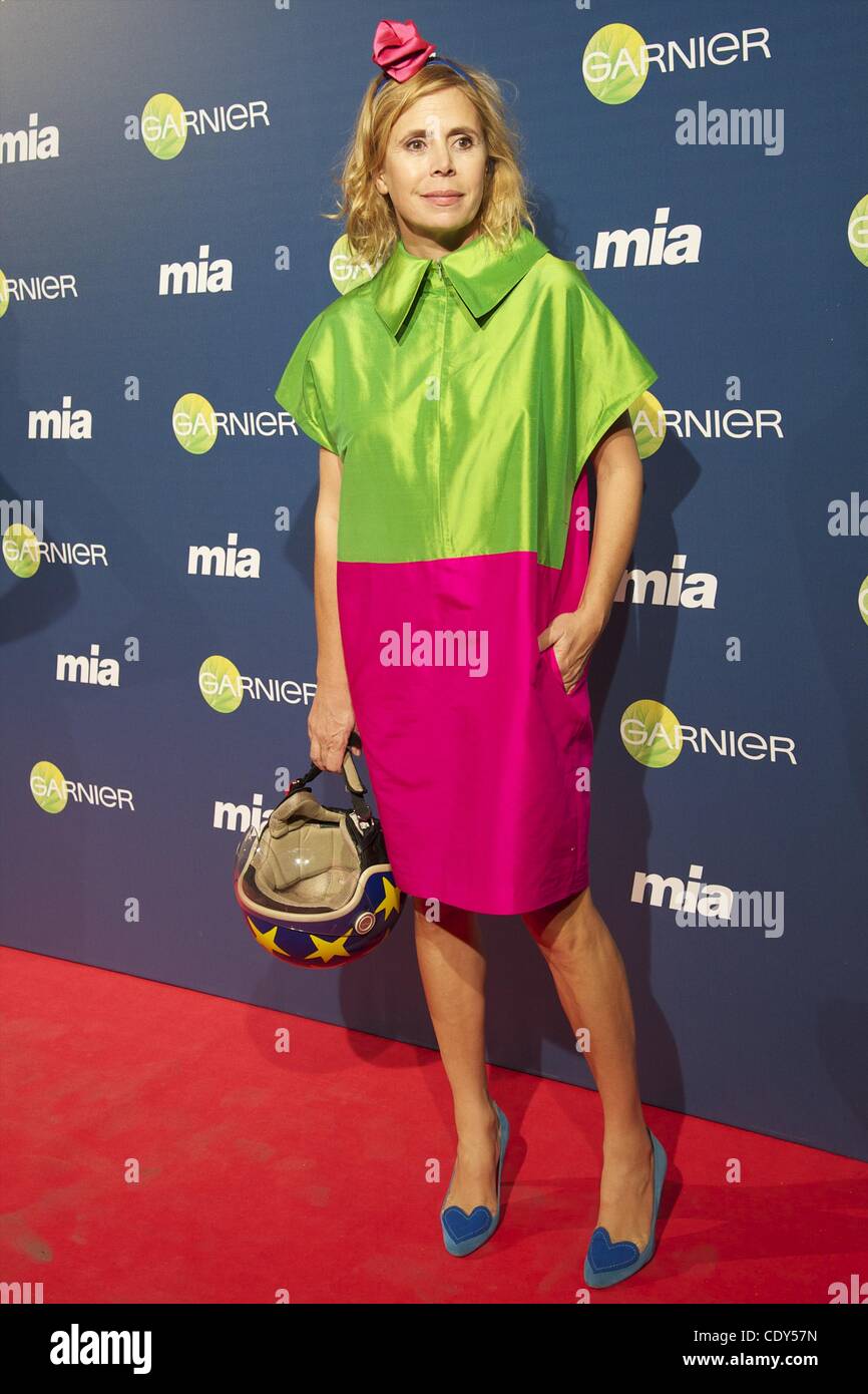 18. Oktober 2011 - Madrid, Spanien - Agatha Ruiz De La Prada besucht den 2. "Cuida de Ti" Awards im Casa de América in Madrid (Credit-Bild: © Jack Abuin/ZUMAPRESS.com) Stockfoto