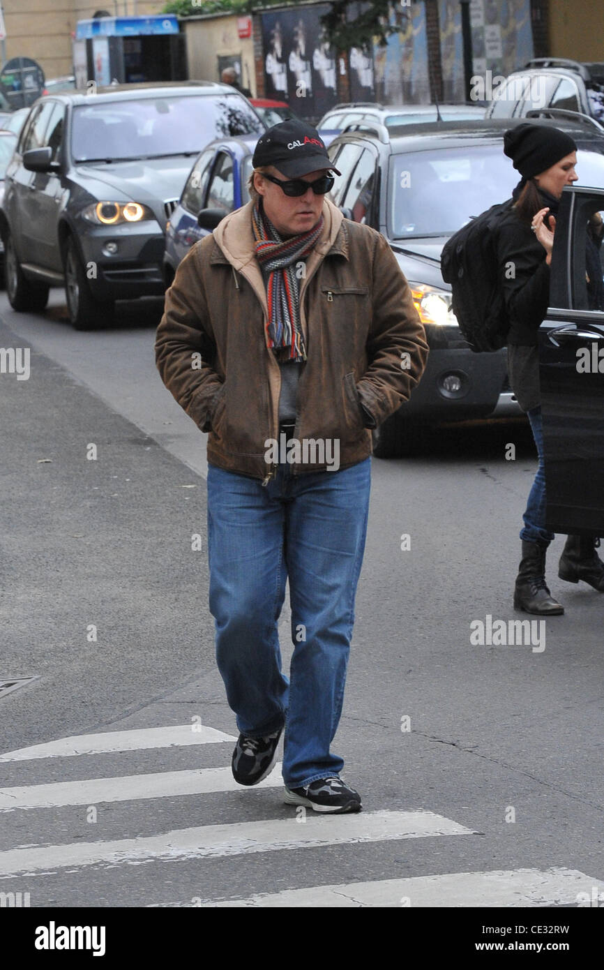 Regisseur Brad Bird testet einen möglichen Standort zu schießen "Mission: Impossible IV" Prag, Tschechische Republik - 01.10.10 Stockfoto