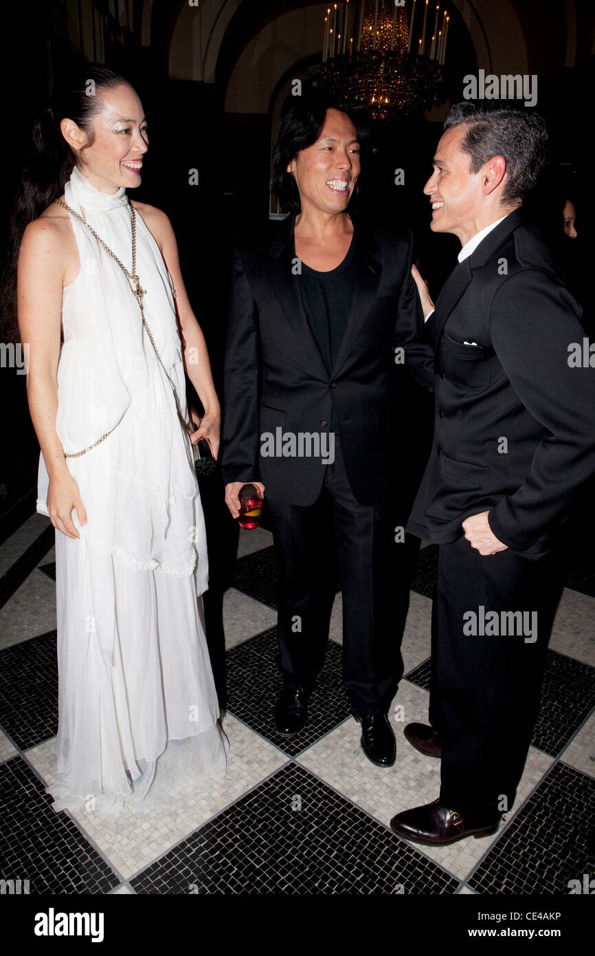 Cecilia Dean, Stephan Gan und Ruben Toledo 45. YMA FSF Geoffrey Beene National Jahresstipendium Awards Dinner an der Waldorf Astoria New York City, USA - 11.01.11 Stockfoto