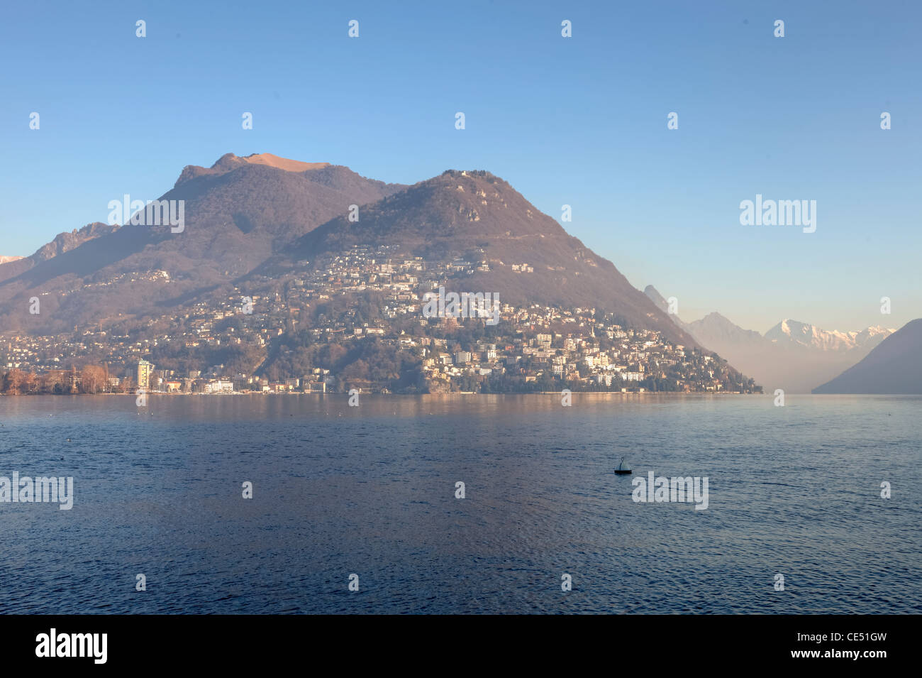 Der Berg von Lugano, Monte Bre, dem Lago di Lugano im Tessin, Schweiz Stockfoto