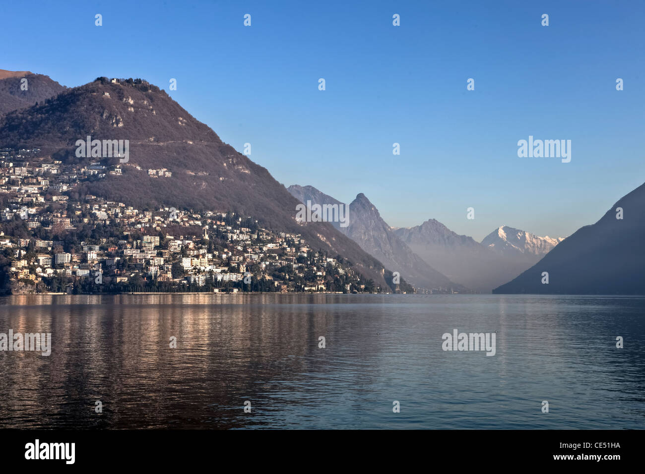 Der Berg von Lugano, Monte Bre, dem Lago di Lugano im Tessin, Schweiz Stockfoto
