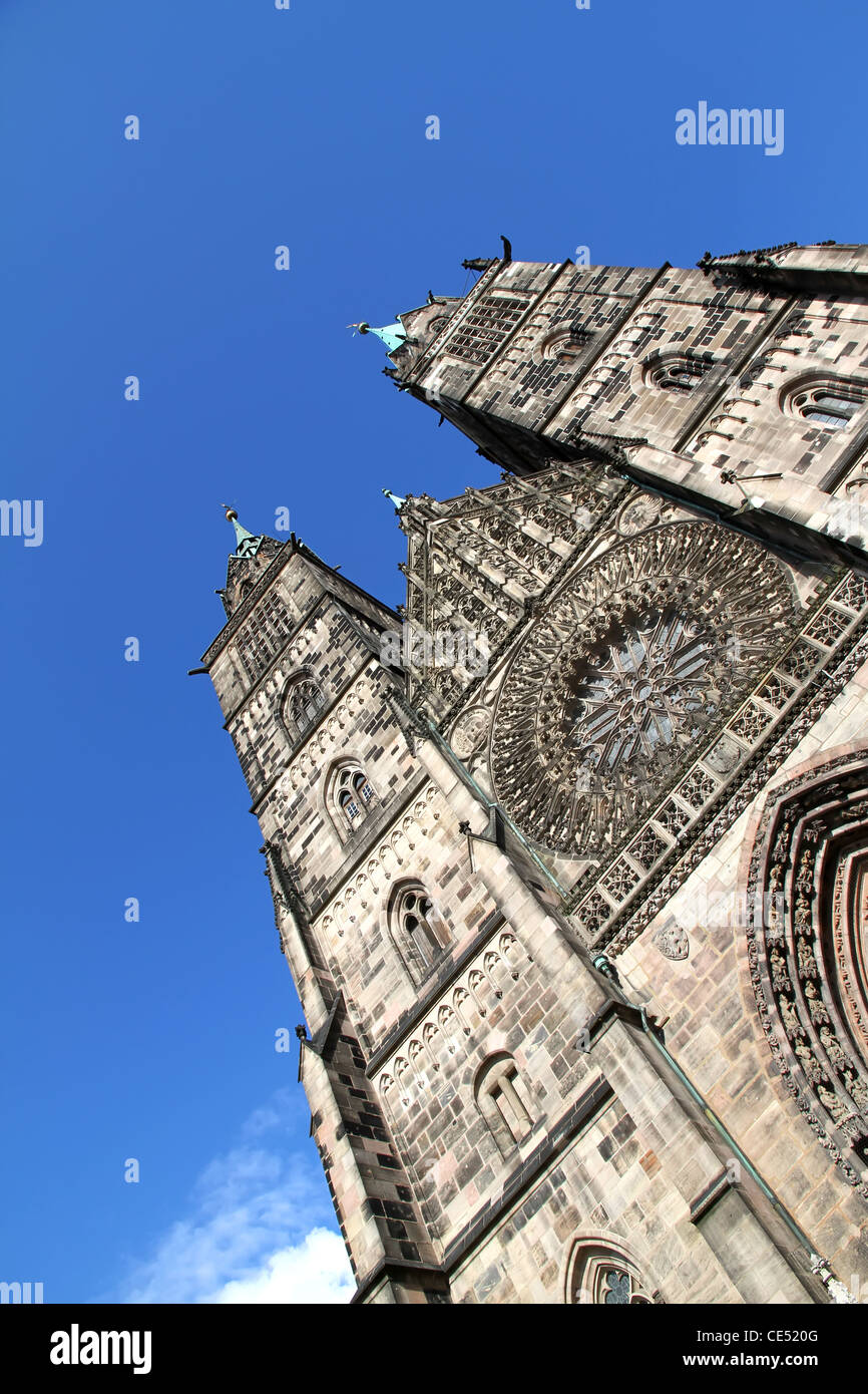 Die Kathedrale von St. Lorenz in Nürnberg. Stockfoto