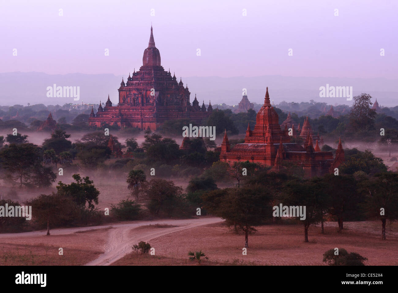 Thatbyinnyu und Sulamani-Pagode, Bagan, Myanmar Stockfoto