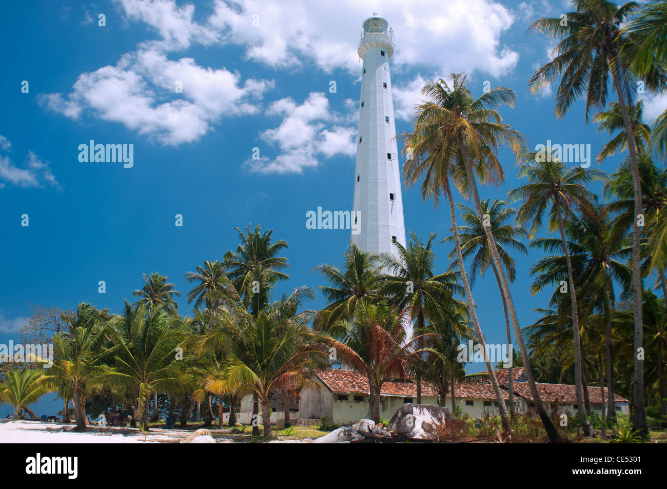 Leuchtturm am Lengkuas Insel Stockfoto