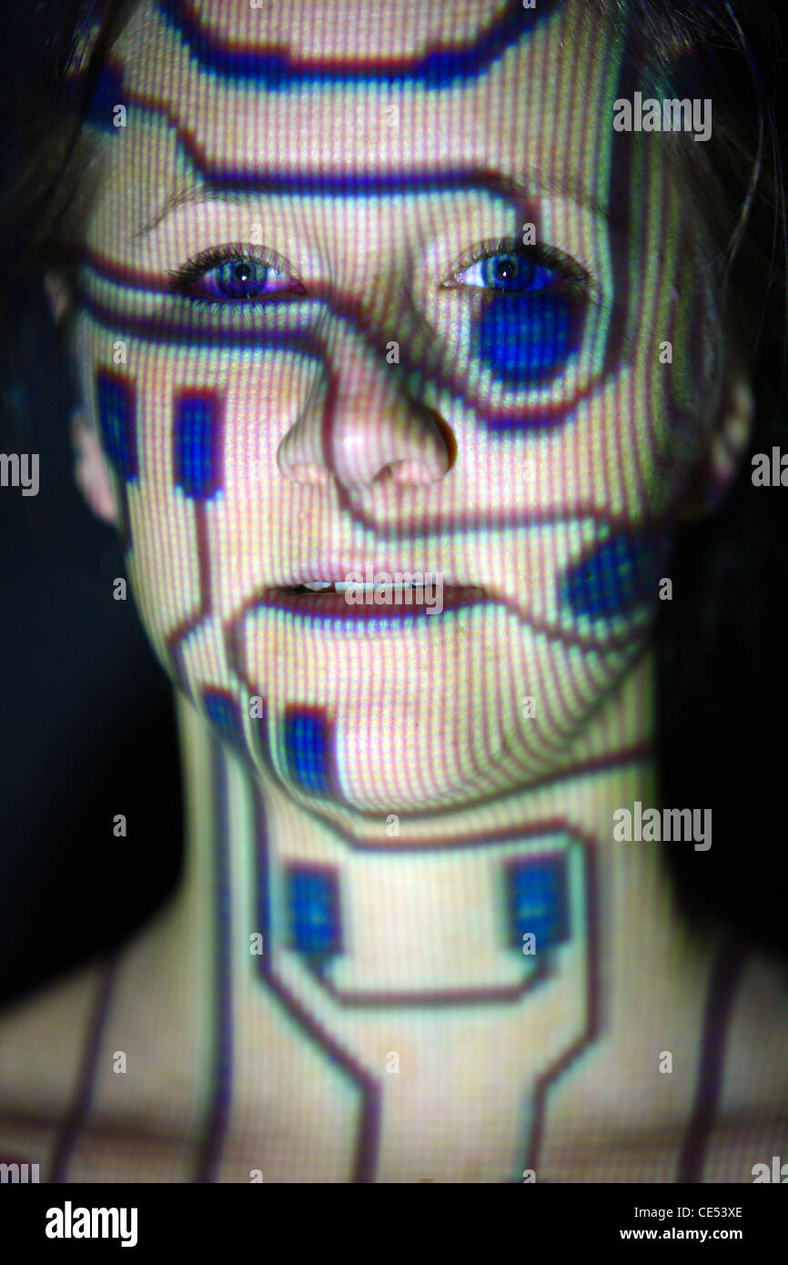 Symbolisches Bild. Biometrischen, automatische Gesichtserkennung, Gesicht Scanner. Vernetzung, soziale Netzwerke, Medien. Stockfoto