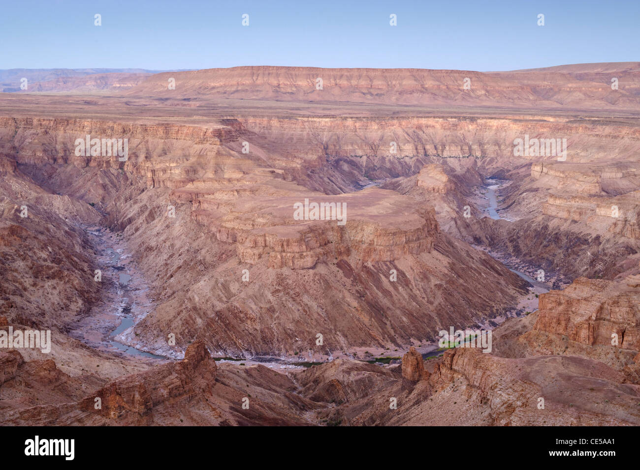 Fish River Canyon im Süden Namibias im Morgengrauen. Stockfoto