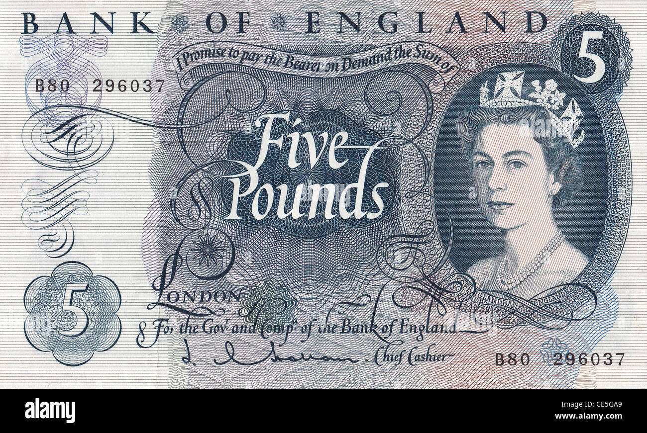 5-Pfund-Banknote vor dem Dezimalstellen mit komplizierten Designs, historischen Zahlen und dem alten britischen Währungsstil. Stockfoto