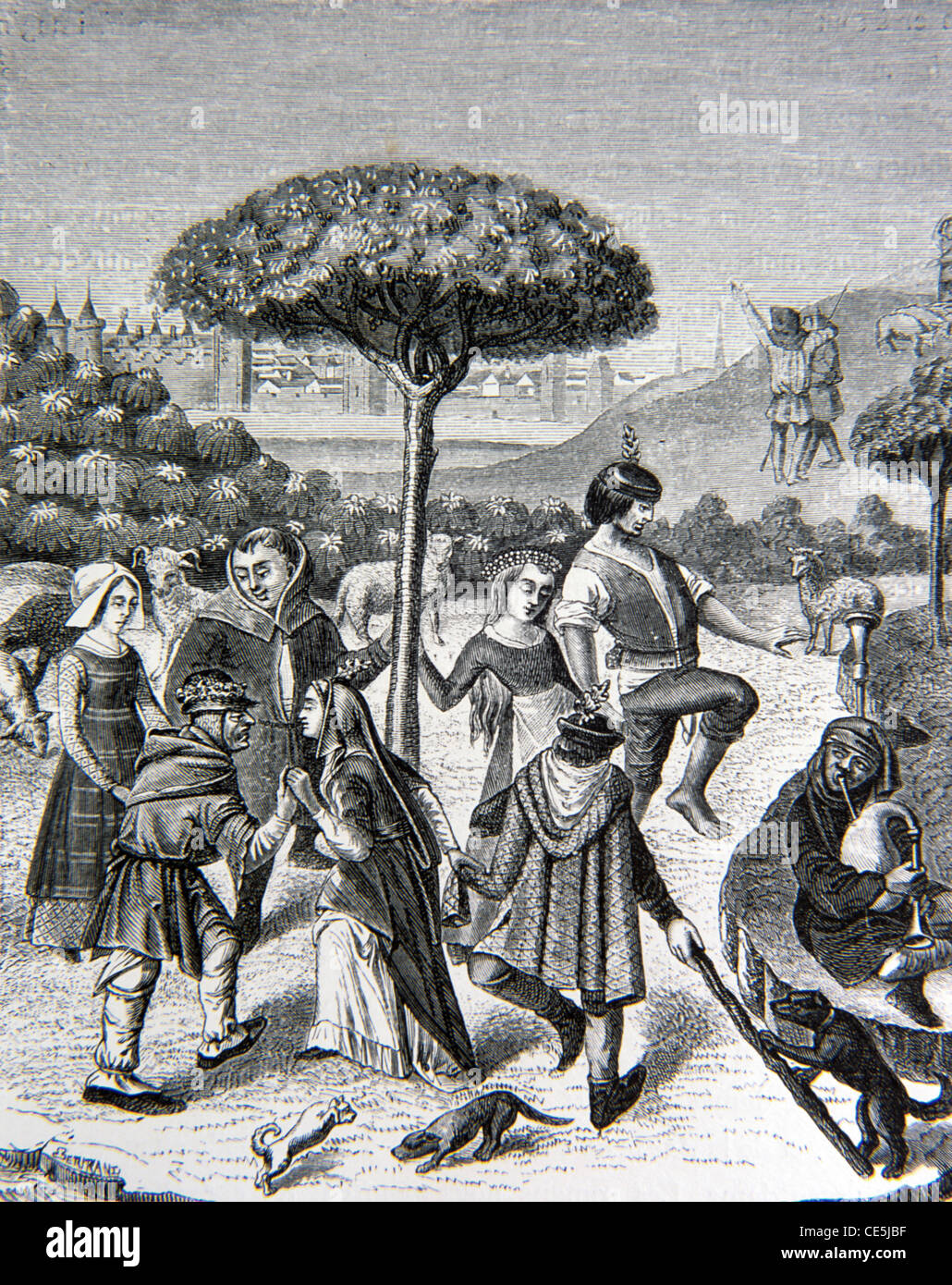 Mai Day Festival im Mittelalter oder Mittelalter mit Menschen tanzen um eine Maibole (c15. Frankreich) Vintage Illustration oder Holzgravur Stockfoto