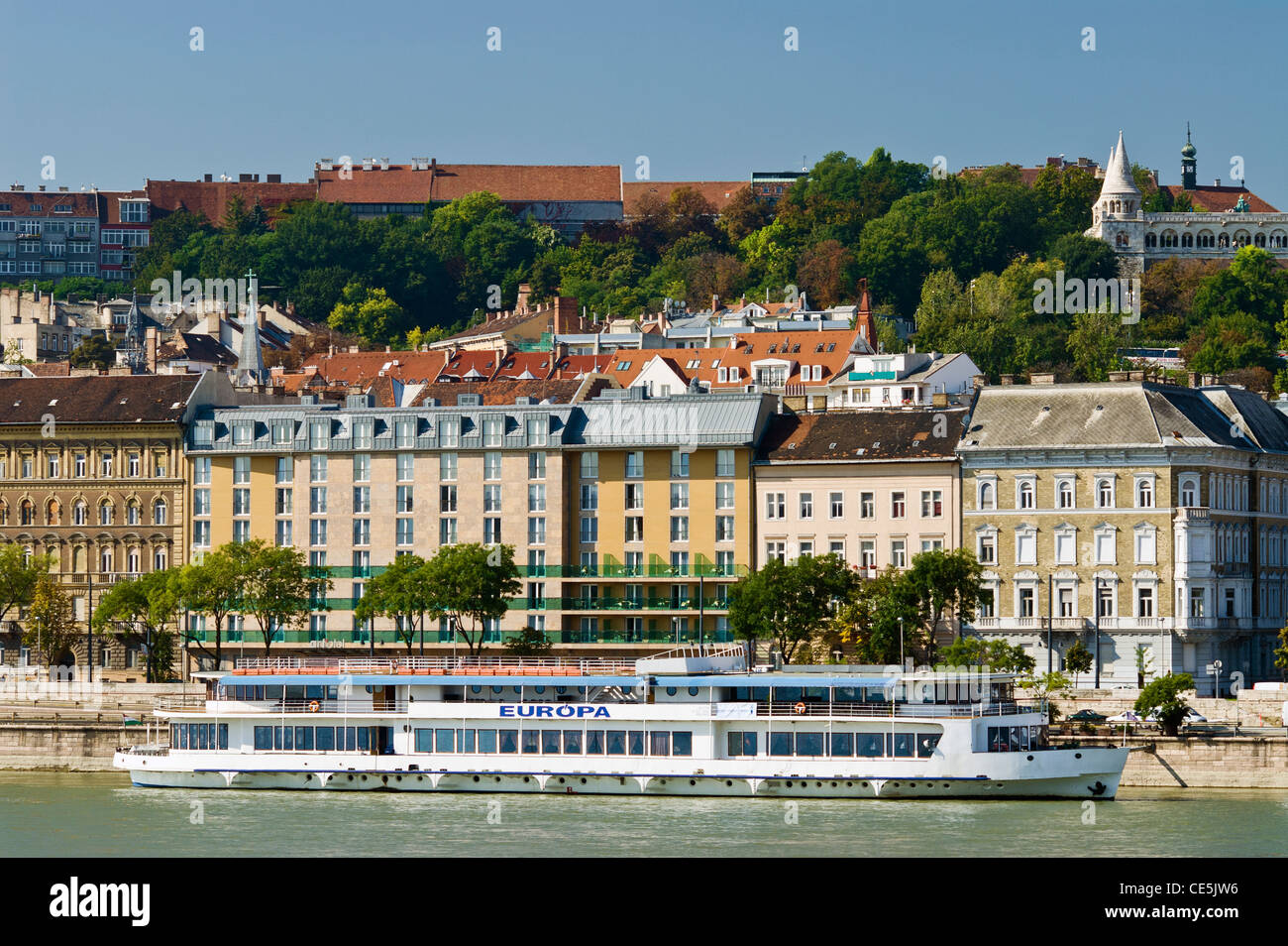 Ufer der Donau, Buda und Castle Hill Bezirk, Budapest, Ungarn. Stockfoto