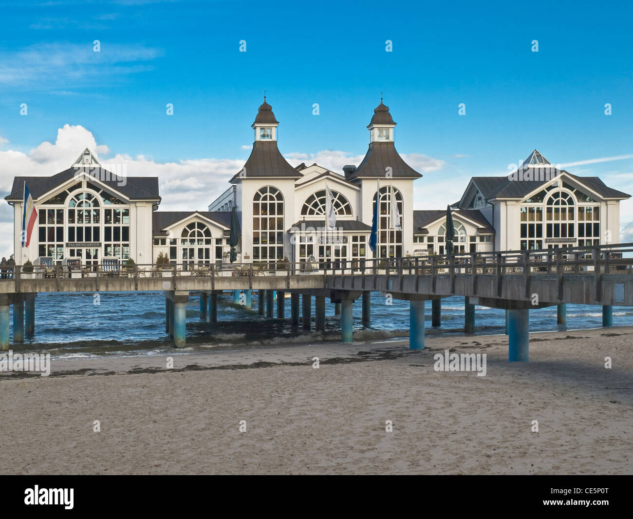 1998 wiedereröffnet Sellin Pier, Insel Rügen, Mecklenburg-Western Pomerania, Deutschland, Europa Stockfoto