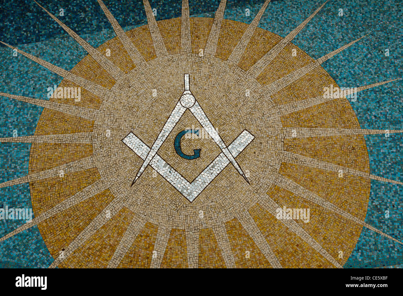 Square und Kompasse und Sonne Mosaik an der Wand der Grand Lodge of Massachusetts, Boston, Vereinigte Staaten, USA, Freimaurerei Stockfoto