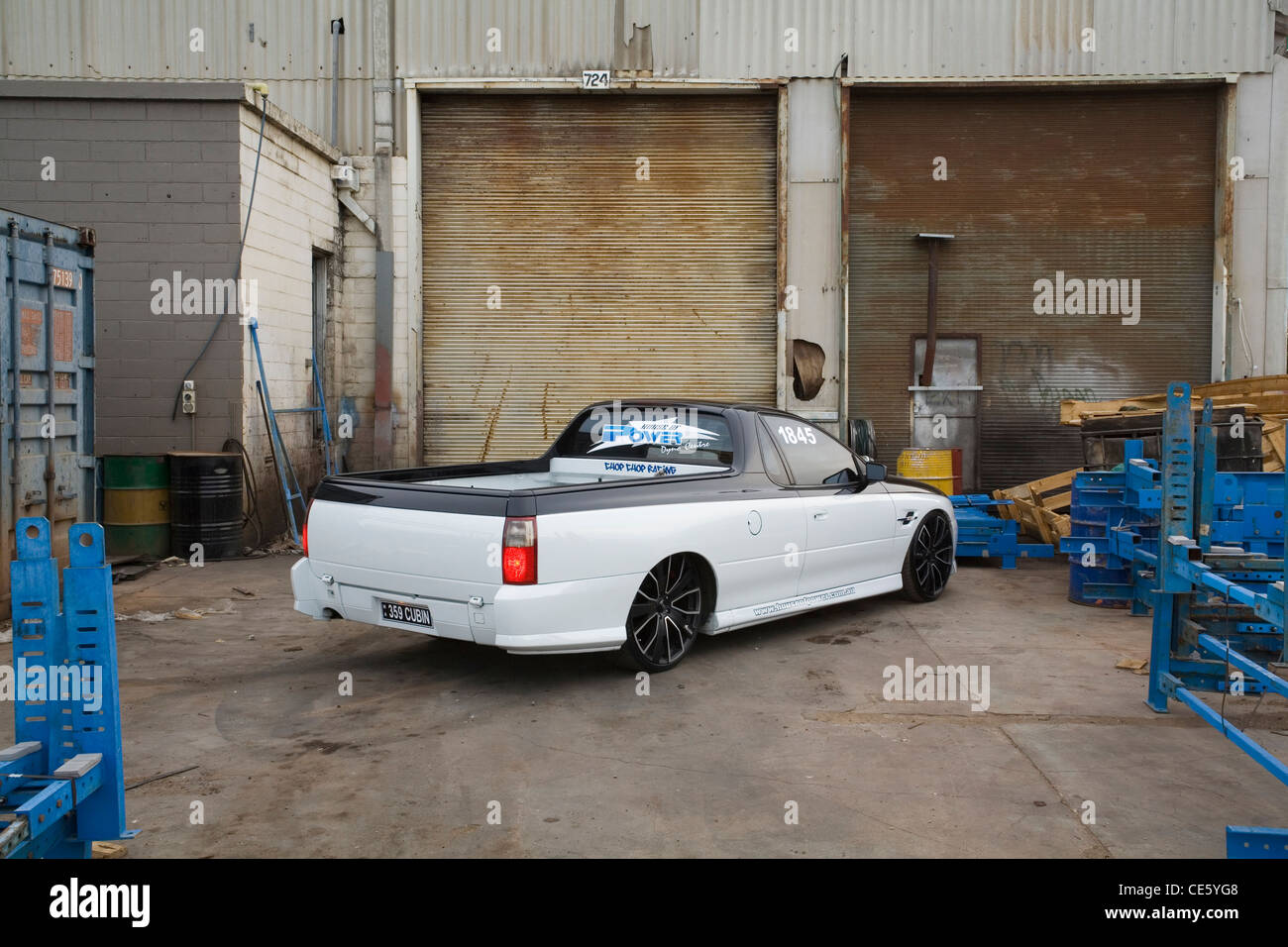 Australischen Holden Commodore Ute Dienstprogramm Pick-up Pickup-Truck für Display und Drag Racing angepasst. Stockfoto