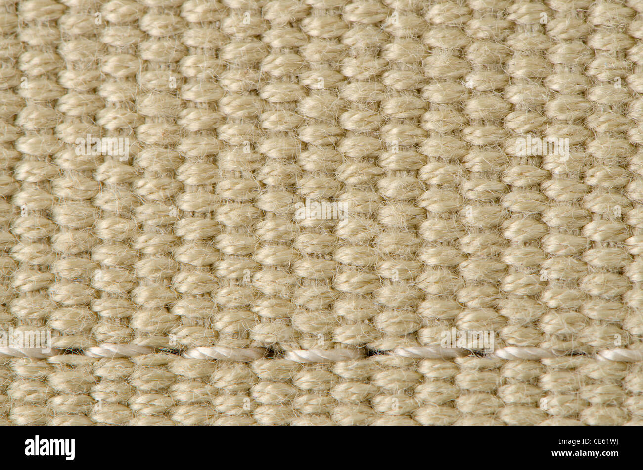 Nahaufnahme eines Teils der einen Hand geflochtenen Korb. Stockfoto