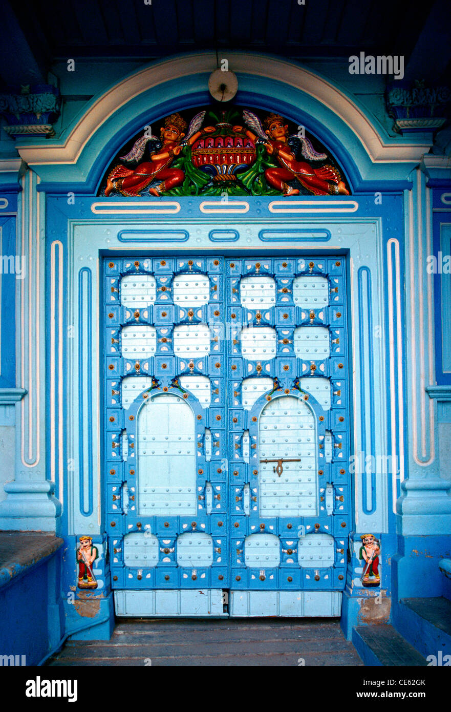 Geschlossene alte Haus Holztür Kheda Gujarat Indien Asien Indianer Häuser Türen Stockfoto