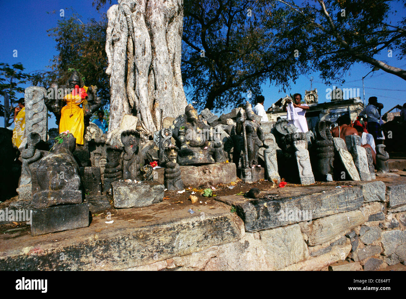 Dorf Gottheiten Götter zu erschrecken wiegen sich böse Geister; Tamil Nadu;  Indien Stockfotografie - Alamy