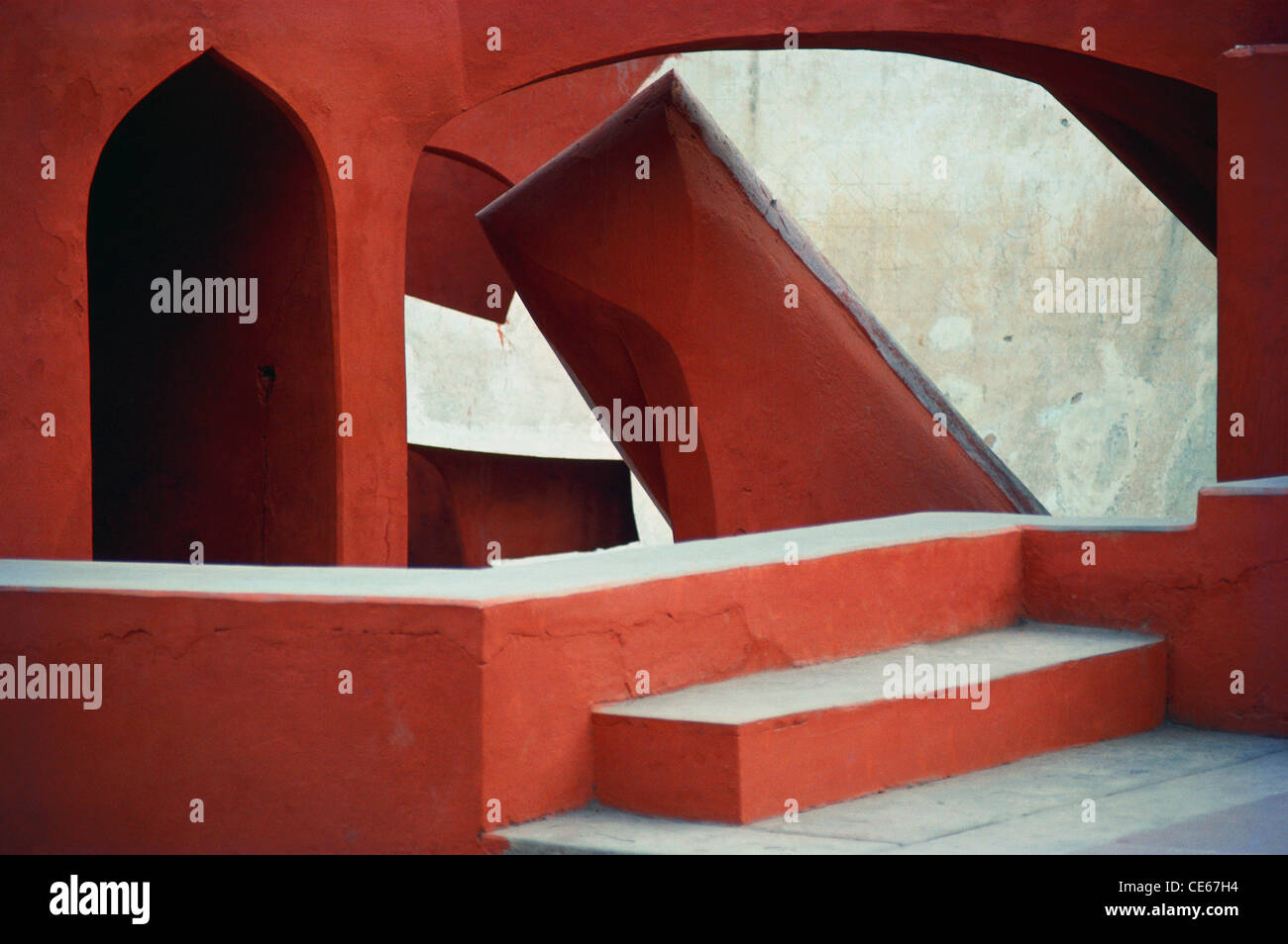 Jantar Mantar ; architektonische astronomische Instrumente ; Delhi ; Indien ; Asien Stockfoto