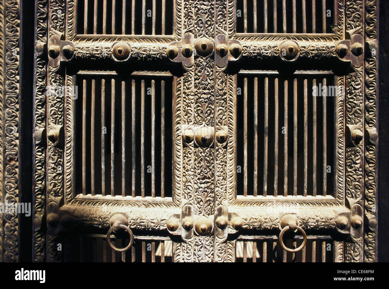 Geschlossene silberne Tür; Udaipur; Rajasthan; Indien; Asien Stockfoto