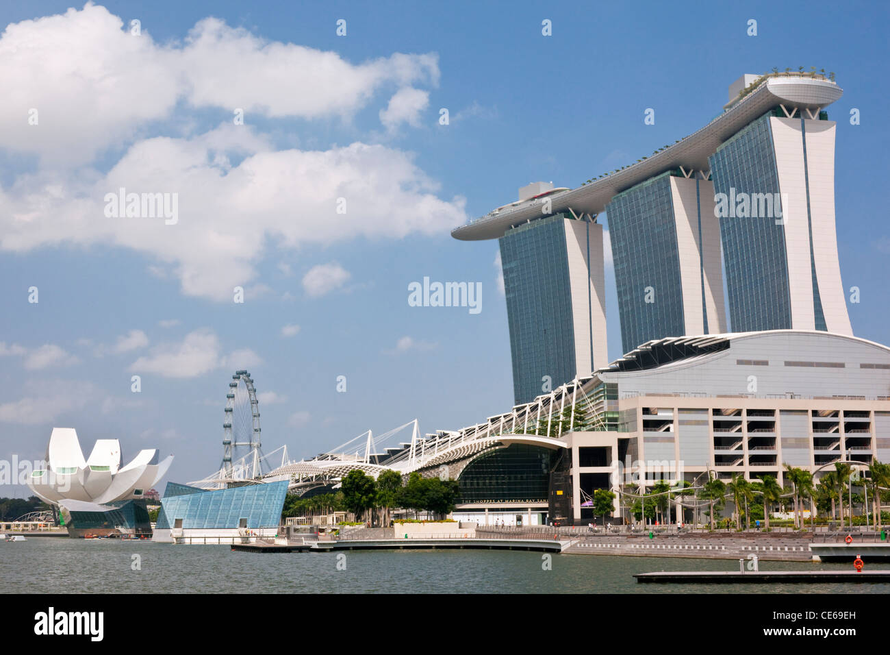 Marina Bay Sands Singapur.  Marina Bay, Singapur. Stockfoto