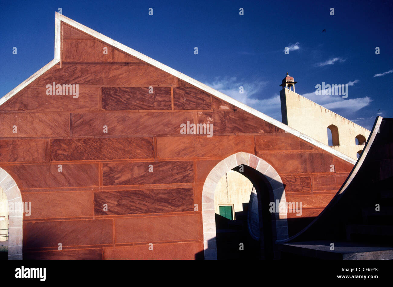 Jantar Mantar; architektonisches astronomisches Instrument; Jaipur; Rajasthan; Indien; Asien Stockfoto