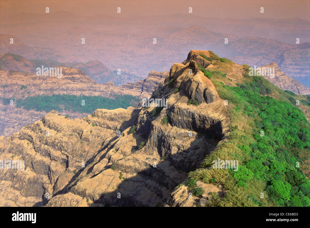Arthur Seat Point; Mahableshwar; Mahabaleshwar; Bergstation; Satara-Bezirk; Sahyadri Hügel; westliche Ghats; Maharashtra; Indien; Asien Stockfoto