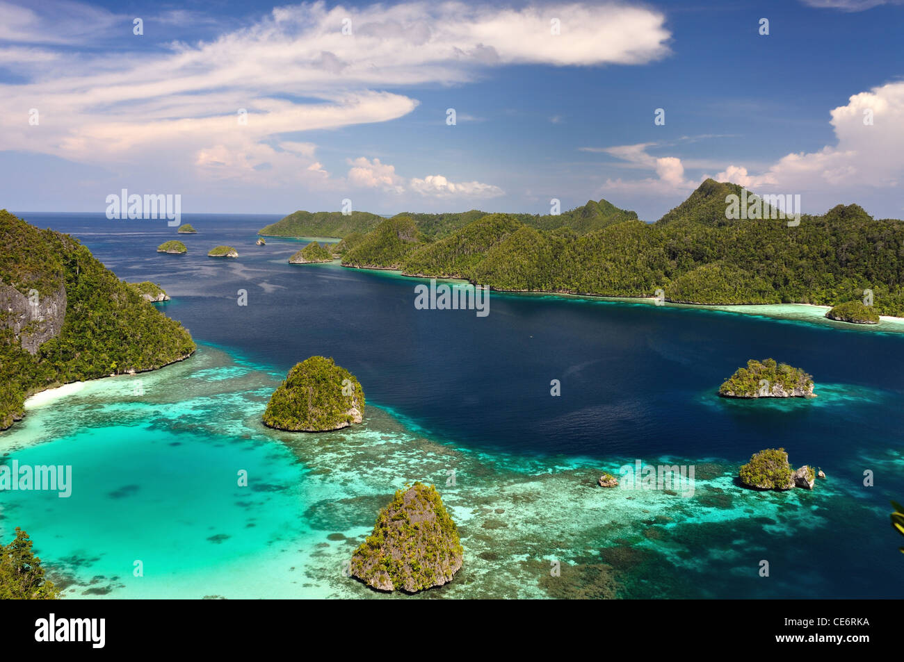 Wayag Inseln von oben Stockfoto