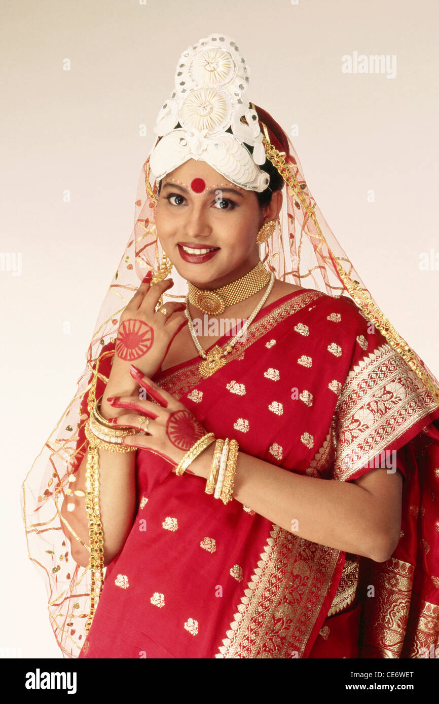 VDA 85235: indische bengali Braut Hochzeit Ehe Kleid Indien Modell veröffentlicht Stockfoto