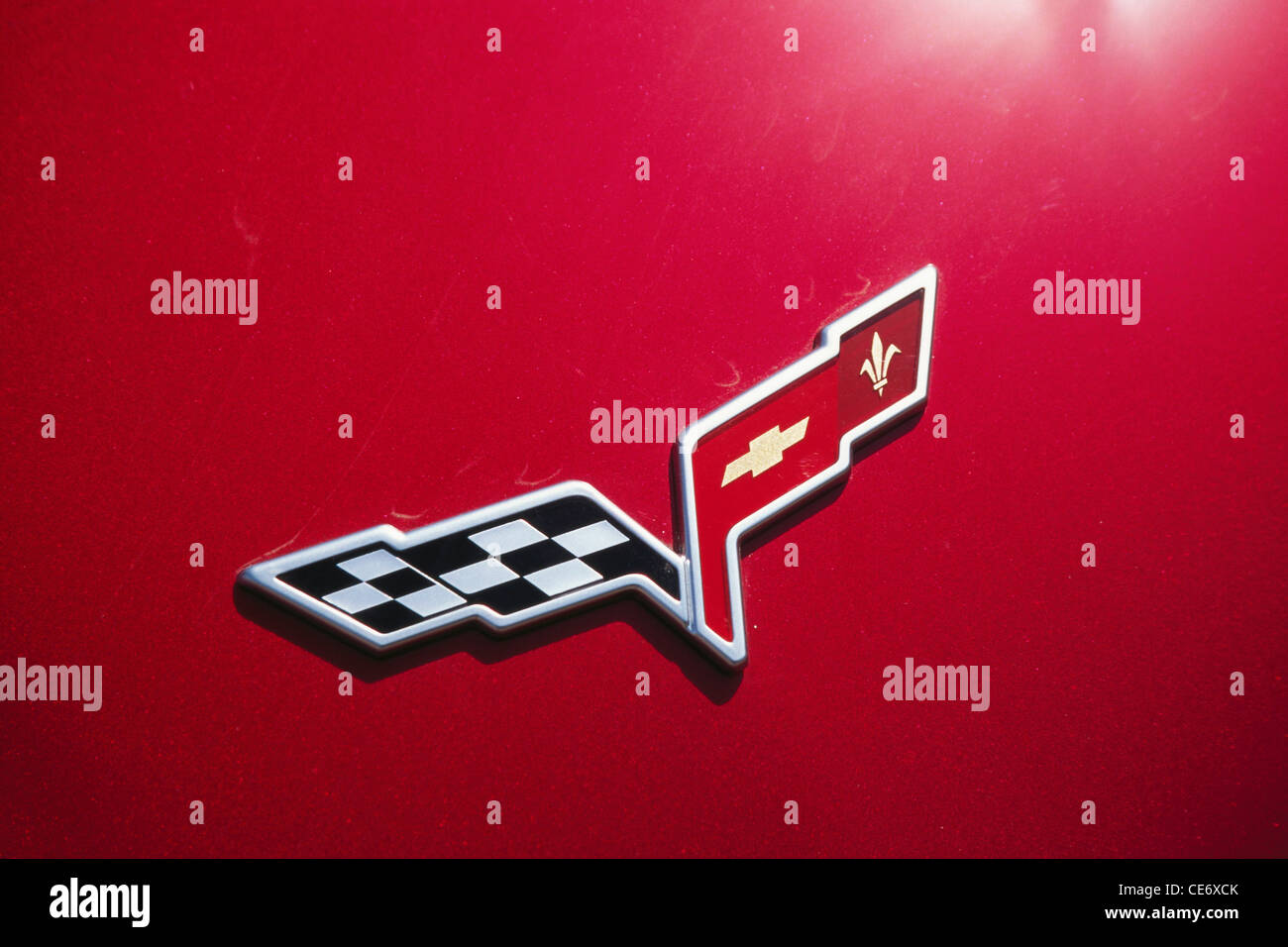 MMN 85465: Logo der roten Chevrolet Corvette C6 Auto Stockfoto