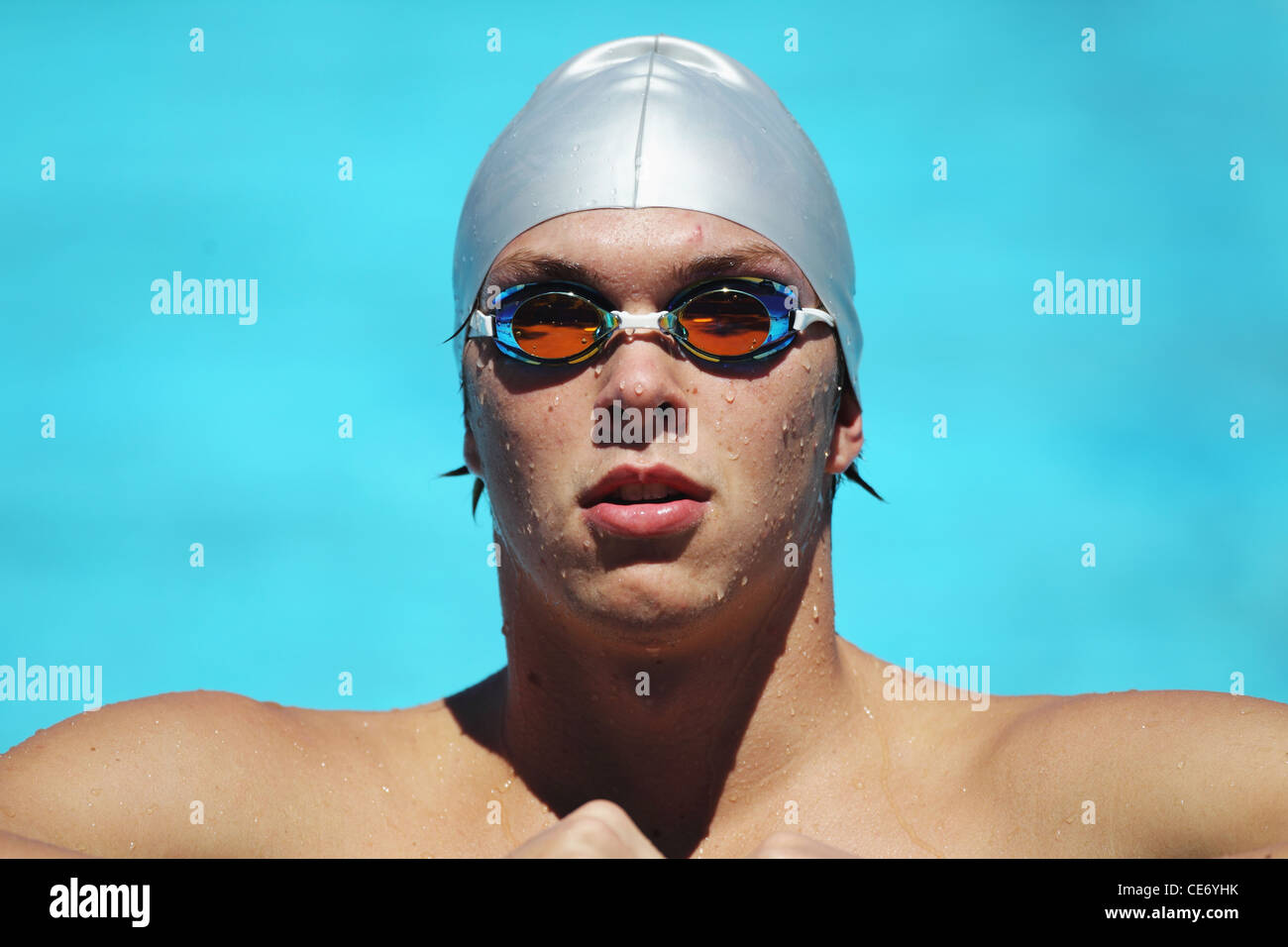 Nahaufnahme des jungen männlichen Schwimmer Stockfoto