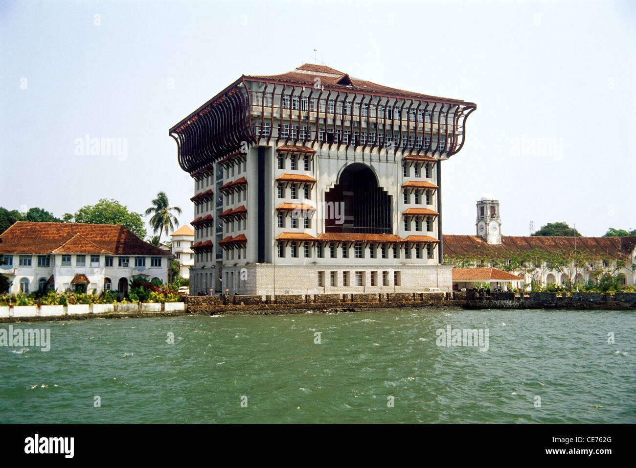 Cochin Port Trust Bürogebäude; Port Trust of India Building; Willingdon Island; Cochin; Kochi; kerala; indien; asien Stockfoto