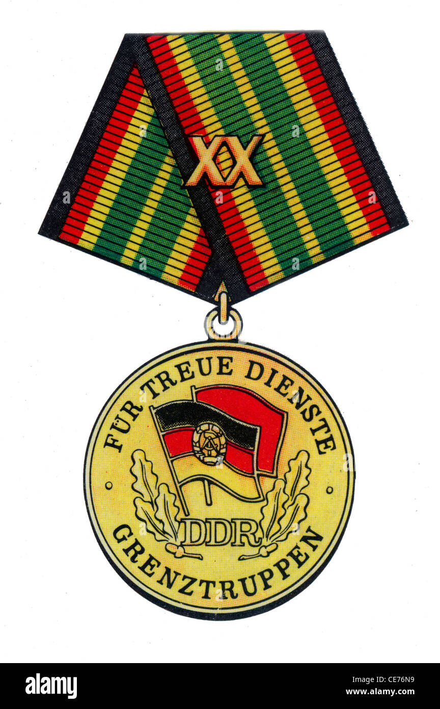 Verdienstmedaille der DDR: Medaille Für Treue Dienste in Höhle wurden. Stockfoto