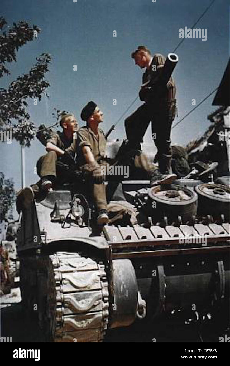 Fotografie von Zweiter Weltkrieg kanadische Sherman Panzer-Besatzung zu archivieren Stockfoto
