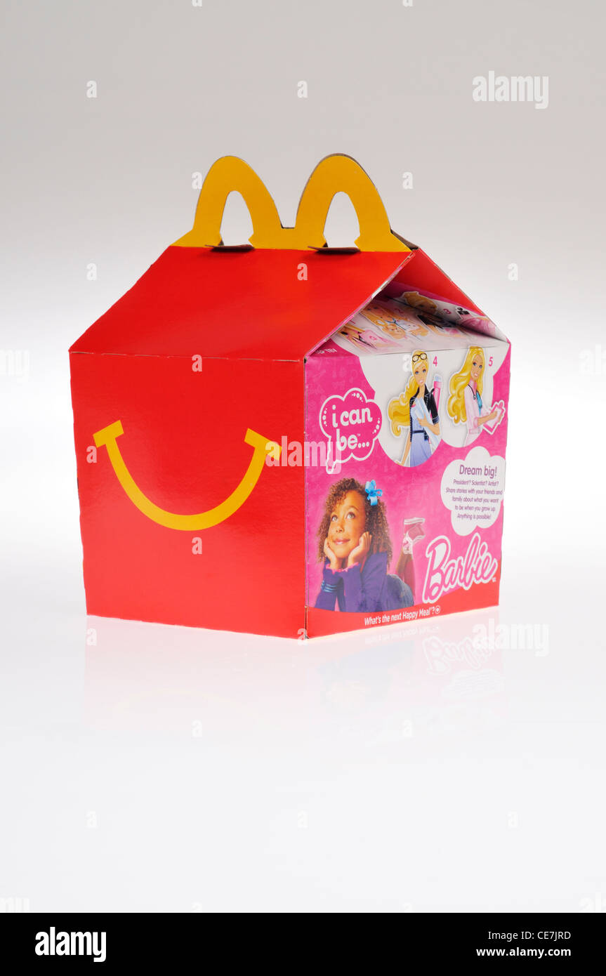 McDonald's Happy Meal auf weißem Hintergrund Ausschnitt, USA  Stockfotografie - Alamy