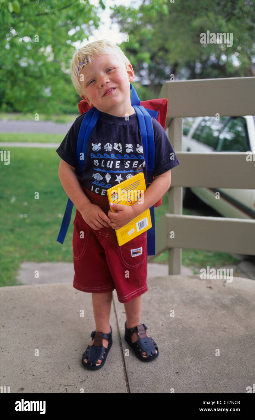 Boy es erster Schultag. Stockfoto