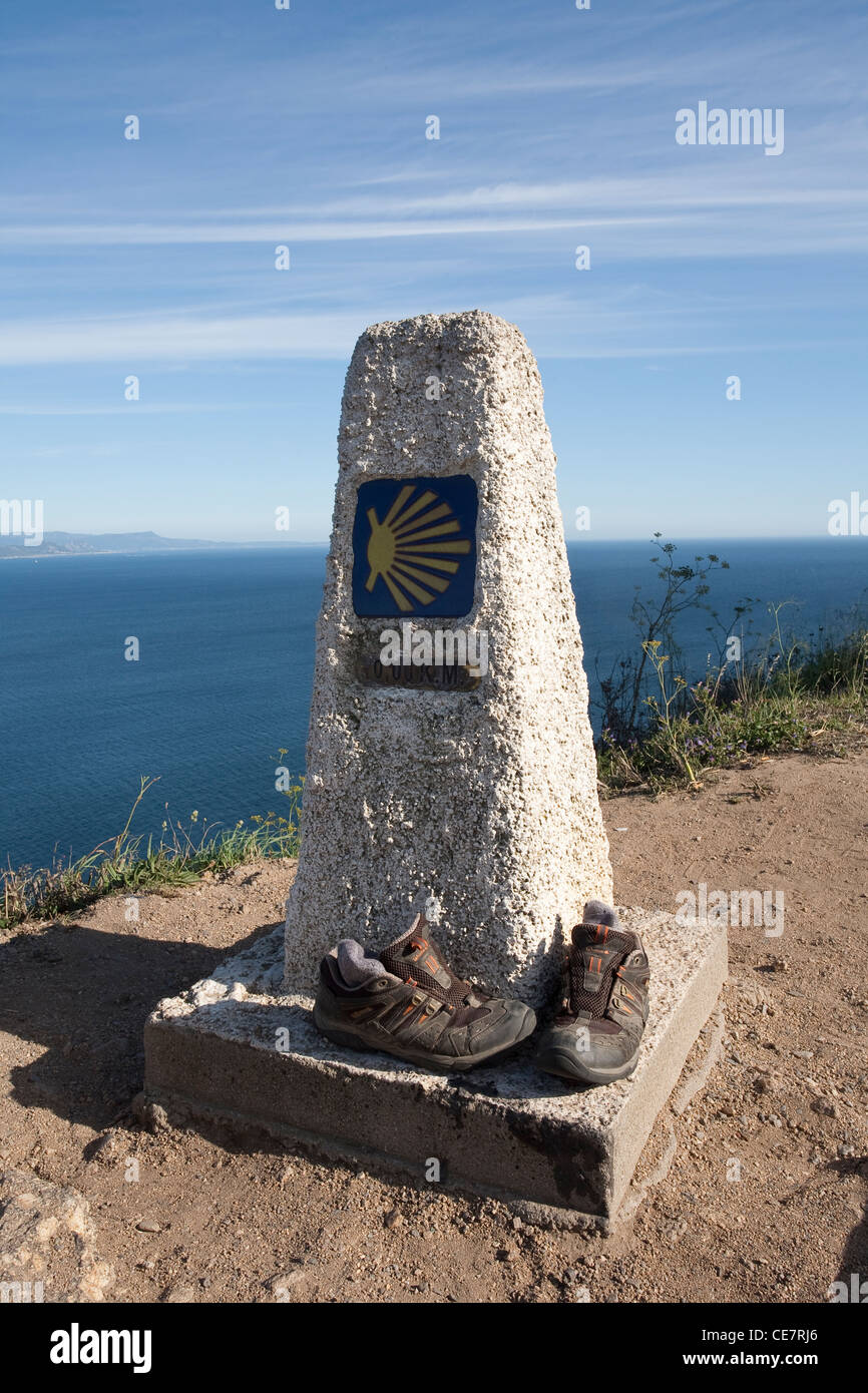 Kilometer Null des Camino de Santiago am Kap Finisterre - A Coruña Provinz, Galicien, Spanien Stockfoto